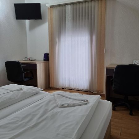 City Bridge Guest House Bihac Phòng bức ảnh