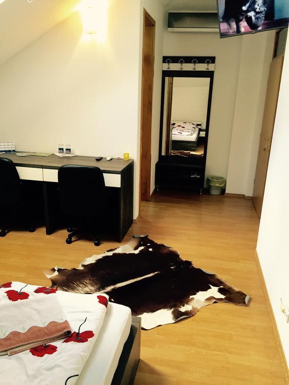City Bridge Guest House Bihac Ngoại thất bức ảnh