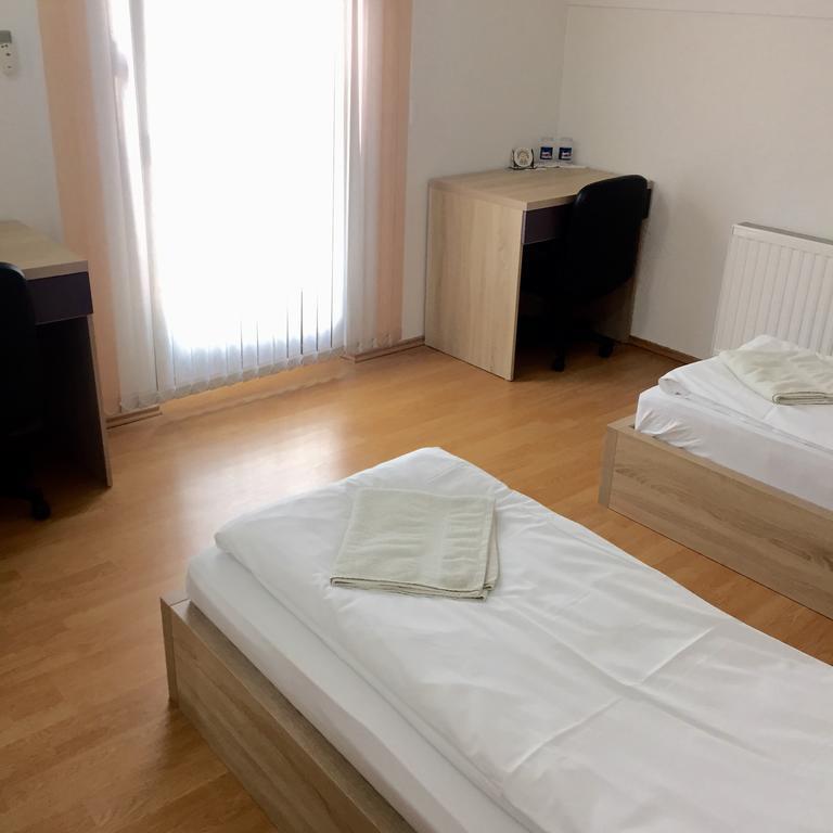 City Bridge Guest House Bihac Ngoại thất bức ảnh